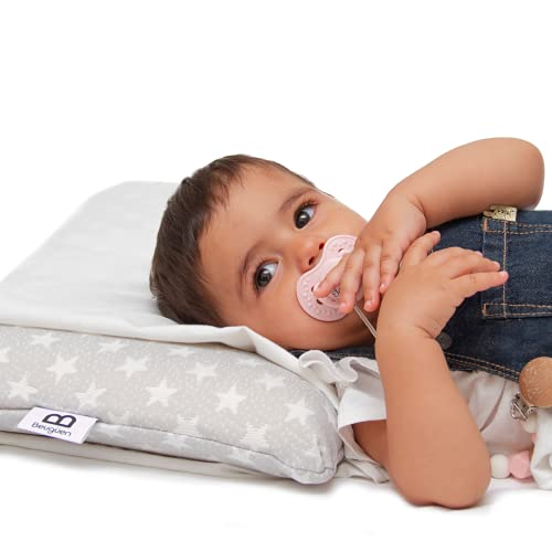 Almohada bebé y niño viscoelástica pequeña de cuna y cama - Cojín relleno para prevenir plagiocefalia - 2 fundas protectoras - Apto para nido, minicuna, maxicuna, antivuelco y capazo de recién nacido