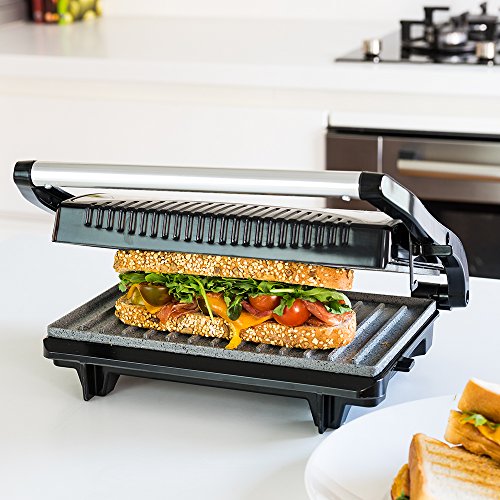 Cecotec Rock’nGrill - Parrilla Eléctrica, Revestimiento de Piedra RockStone, Máxima Antiadherencia y una Mejor Limpieza, Asa de Tacto Frío, Superficie 23 x 14.5 cm, 700 W, Acero y Negro