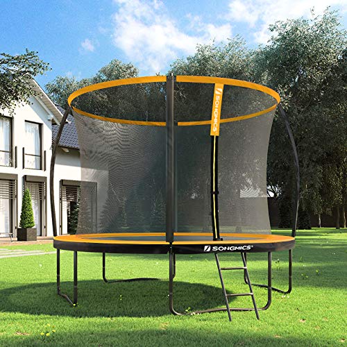 SONGMICS Cama elástica de jardín, Trampolín Redondo de 305 cm, con Red de Seguridad, Escalera, Postes de Arco Acolchado, Prueba de Seguridad TÜV Rheinland, Negro y Naranja STR102O01