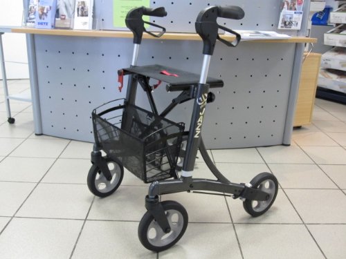 Déambulateur Rollator Invacare Dolomite jazz 600