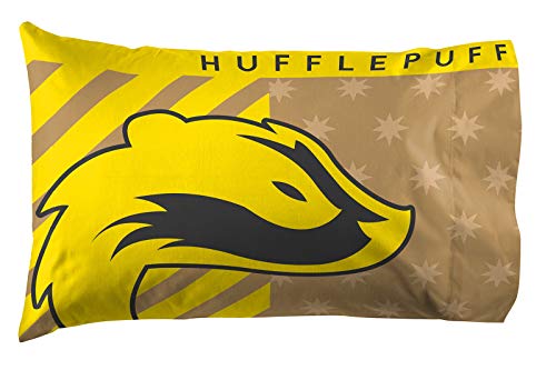 Jay Franco Harry Potter Hufflepuff Pride - Funda de almohada reversible para niños (producto oficial de Harry Potter)