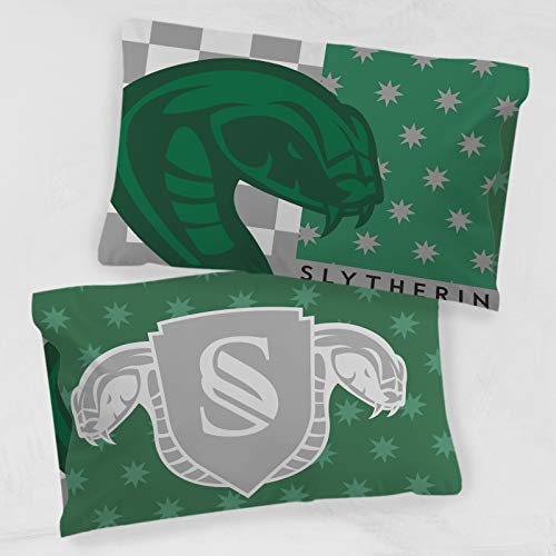 Jay Franco Harry Potter Slytherin Pride 1 Single Reversible Pillowcase - Double-Sided Kids Super Soft Bedding (Official Harry Potter Product)