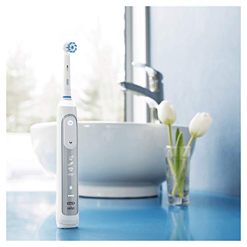 Oral-B Genius CrossAction Cepillo de Dientes Eléctrico con Mango Recargable, Tecnología Braun, 1 Cabezal de Recambio, 5 Modos de Limpieza Dental y Funda de Viaje, 8000N - Plata