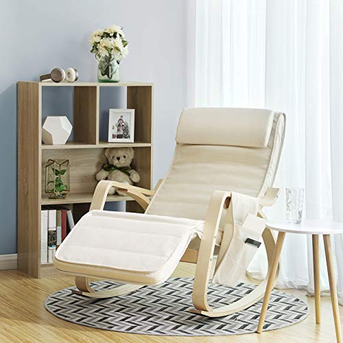 SONGMICS Mecedora con Bolsillos, Sillón Tumbona, con Reposapiernas, Reposabrazos de Abedul, Ajustable en 5 Posiciones, Carga Máxima de 150 kg, en Sala de Estar, Habitacón de Niños, Beige LYY12M