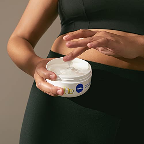 NIVEA Q10 Multi Power 4in1 Crema Reafirmante + Remodeladora (1 x 300 ml), crema corporal reafirmante con coenzima Q10, crema hidratante para piernas, glúteos y abdomen