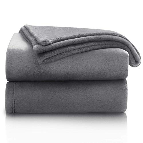 Bedsure Manta Sofa Grande Invierno - Manta Cama 90 de Franela Extra Suave, Mantas 150x200 cm Cubre Sofas, Gris