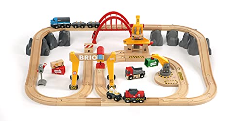 BRIO 33097 Set deluxe de circuito de tren para transporte de mercancías, Red Ferroviaria BRIO World, Edad Recomendada 3+