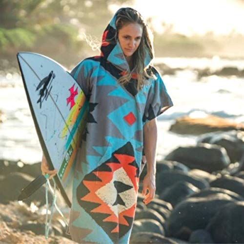 Cor Surf Poncho Cambiador de Toalla con Capucha y Bolsillo Delantero, se dobla como Toalla de Playa y Manta, Hecha de Microfibra de Secado rápido, para Adultos (Tribal-Tech)