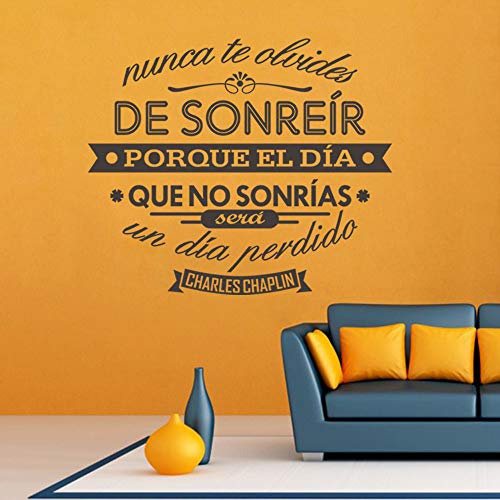 decalmile Frases de Vinilo para Pared Chaplin Español Nunca te Olvides de Sonreir Negro Letras Adhesivos Pegatinas de Pared Dormitorio Salón Oficina Decoración