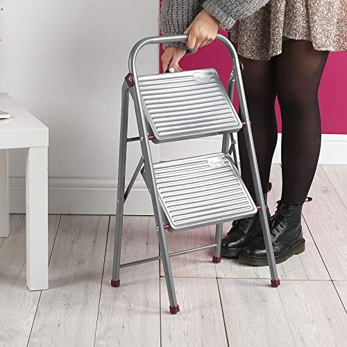 Escalera plegable KL068491EU de 2 escalones, 80 cm, rosa/gris, capacidad de 150 kg de Kleeneze