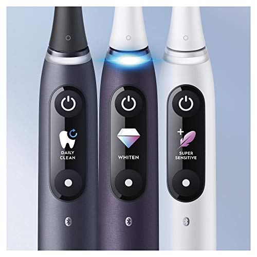 Oral-B iO 8N Cepillo de Dientes Eléctrico con Mango Recargable, Tecnología Magnética de Braun, 1 Cabezal de Recambio, Pantalla a Color, Cargador y Estuche de Viaje Premium - Morado