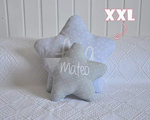 Cojín estrella para bebé personalizado. Un regalo original, decorativo y personalizado. Un bonito detalle para celebrar la llegada de un recién nacido. Hecho a mano