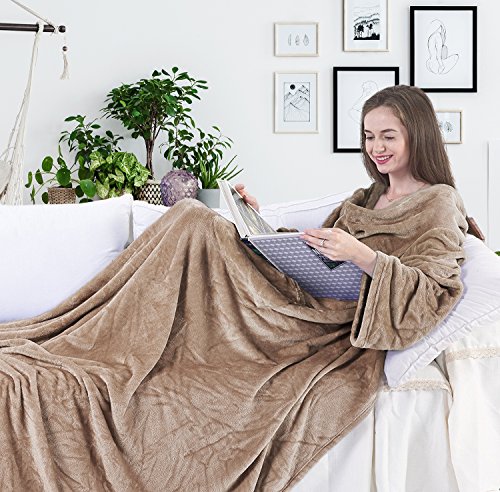 DecoKing Manta con Mangas de Microfibra y Bolsillos Forro Polar Suave y cálido con Compartimento para los pies 170x200 cm Beige Lazy