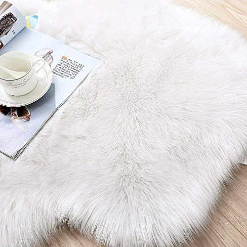 DQMEN Piel de Cordero Oveja/Sheepskin Rug Cordero, imitación mullida Alfombras imitación Piel sintética Deko Piel,para salón Dormitorio baño sofá Silla cojín (60 X 90 cm, Blanco)