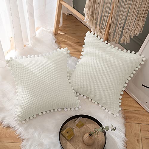 MIULEE 2 Piezas Funda de Cojín Fundas de Almohada con Pompones Suave Cojín Poliéster Granulado Decoración Sofá Decorativa Cama Silla Dormitorio Salon Habitacion Cuadrada 45x45cm Blanco