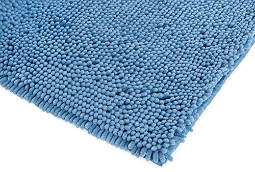 Amazon Basics - Alfombrilla de baño, antideslizante, de microfibra, 0,53 x 0,86 m, Azul lago