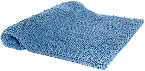 Amazon Basics - Alfombrilla de baño, antideslizante, de microfibra, 0,53 x 0,86 m, Azul lago