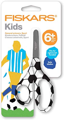 Fiskars Tijeras infantiles con motivos de fútbol, A partir de los 6 años, Longitud: 13 cm, para diestros y zurdos, Hoja de acero inoxidable/Mangos de plástico, Blanco/Negro, 1023913