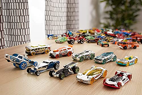 Hot Wheels Pack de 10 vehículos, coches de juguete (modelos surtidos) (Mattel 54886)