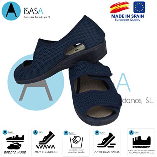 ISASA Zapatilla de señora Crimea Azul, de Farmacia, Doble Velcro Semi Cerrada Fabricada en Rejilla Farmacia Azul con Dos velcros para un Ajuste idoneo para pies delicados. Talla 38.