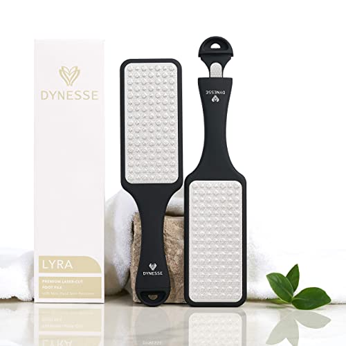 Lima de Pies Premium de Corte Láser con Mini Lima de Durezas de DYNESSE. Escofina Callos con Diseño Ergonómico. Limpiador Pies de Acero Inoxidable para Spa y Pedicura. Elimina las Pieles Muertas