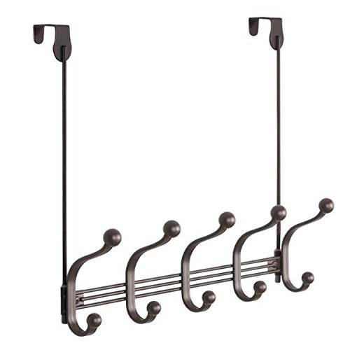 mDesign perchero de puerta - 5 ganchos dobles - Práctico colgador de ropa para entrada o baño - Perchero sin taladro para abrigos y chaquetas o como toallero - De aluminio en color bronce