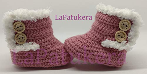 Patucos para bebé de crochet, Unisex. Estilo botas Canadá de color a elegir, realizadas en lana, tallas de 0 hasta 9 meses, hechos a mano en España. Regalo para bebé