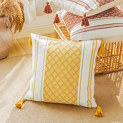 SOMYTING Funda de Cojín Decorativa Boho con Borla Funda de Almohada Cuadradas 45x45 cm Fundas Cojines Moderna Suave para Sofá Dormitorio Sala de Estar Decoración de Casa de Campo (Amarillo)