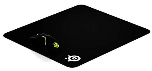 SteelSeries QcK+ - Alfombrilla de ratón para juegos - Superficie microtejida exclusiva - Optimizada para sensores de juegos - Tamaño L (450mm x 400mm x 2mm)