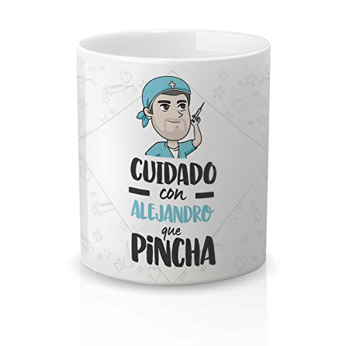 Yujuuu! | Taza personalizable con nombre | Taza cerámica para regalo original Profesión Enfermero. RESISTENTE 100% al microondas y lavavajillas. (Diseño 05) Frase cuidado que pincha