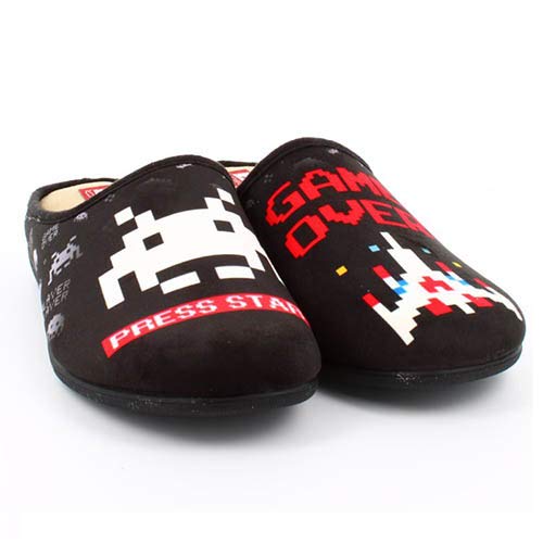 Zapatillas inspiradas en Space Invaders cómodas Andar por casa - Gamer Retro (Numeric_42)